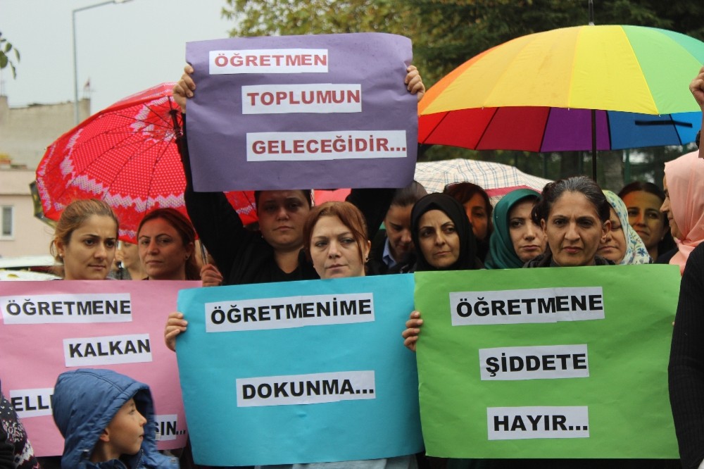 Bursada Öğretmene Dayak Kamerada