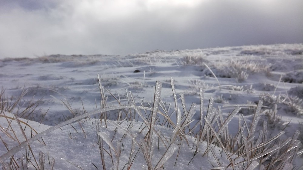 Bursalı Dağcılar Kar Yağınca Soluğu Zirvede Aldı