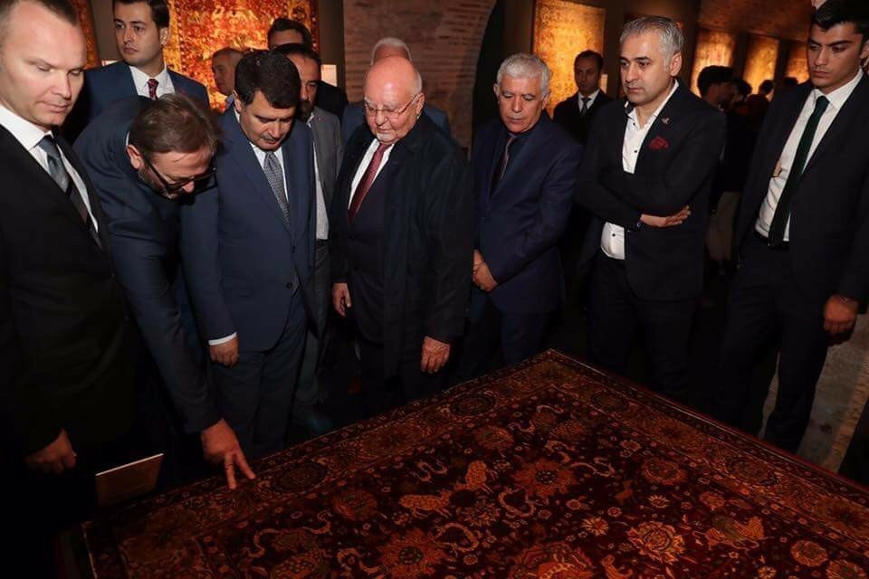 Bursanın İpek Halıları Kumkapıda Sergilendi