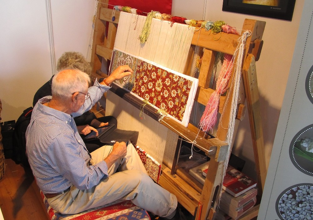Bursanın Meşhur İpeklileri İstanbul Halı Haftasında Tanıtıldı