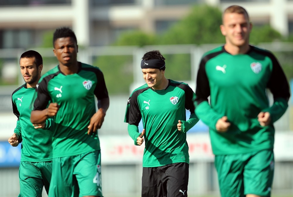 Bursasporda Yüzler Gülüyor