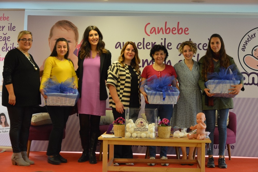 Çocukları Sürekli Kucakta Taşımak Gelişimlerine Engel!