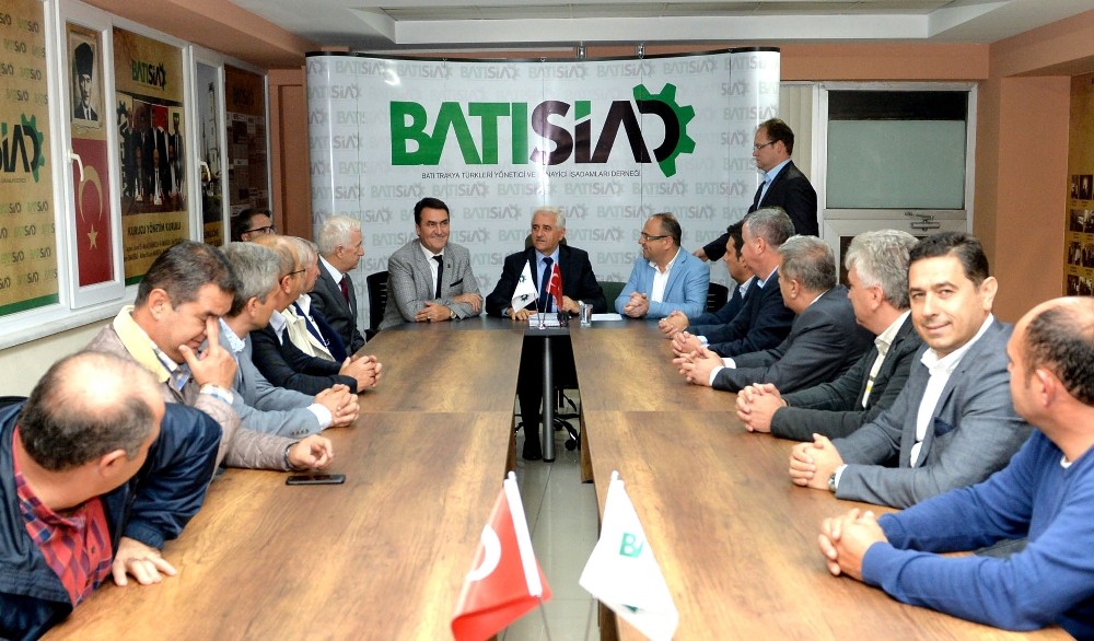 Dündar, İş Dünyasının Temsilcileri İle Buluştu