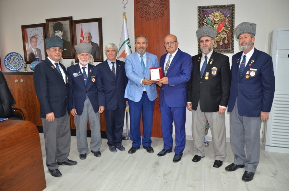 Gazilerden Sargına Teşekkür Plaketi