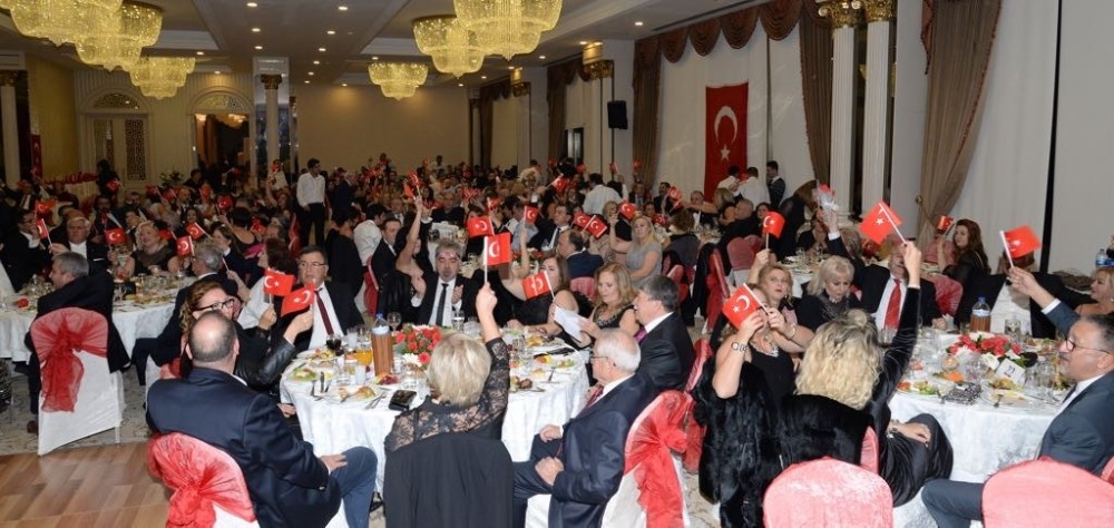İnegöl Rotaryden Coşkulu Cumhuriyet Kutlaması