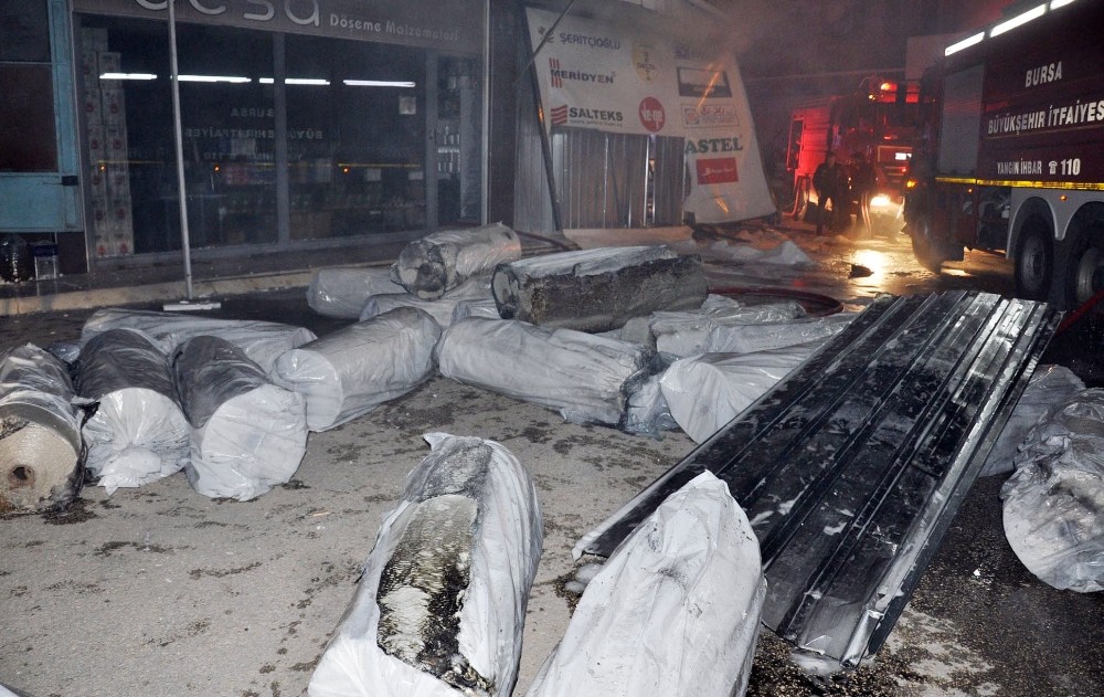 İnegölde Korkutan İş Yeri Yangını