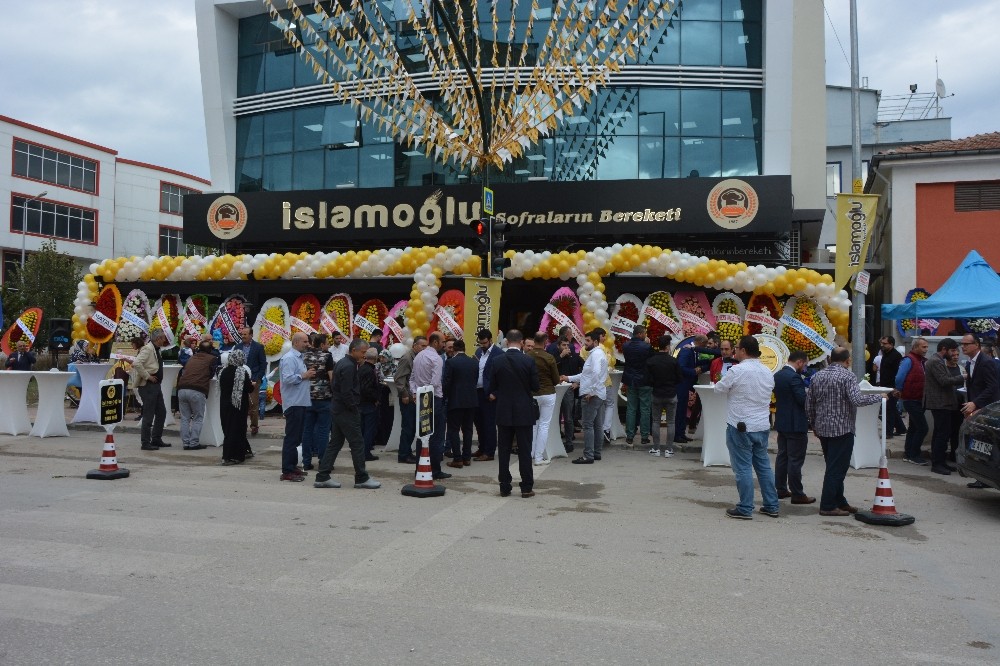 İslamoğlu 8İnci Şubesini Açtı
