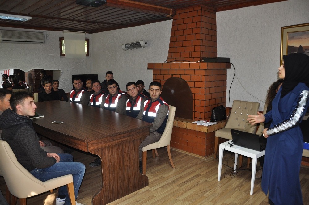 Jandarmaya ‘Evlilik Semineri