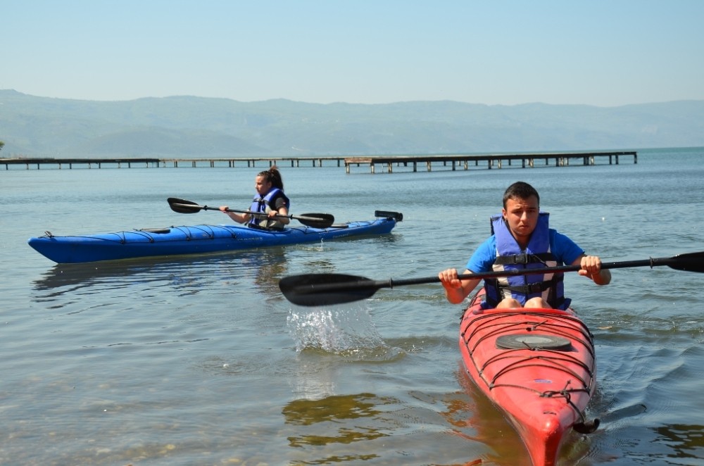 Kanolar İznik Gölünde Yarışacak