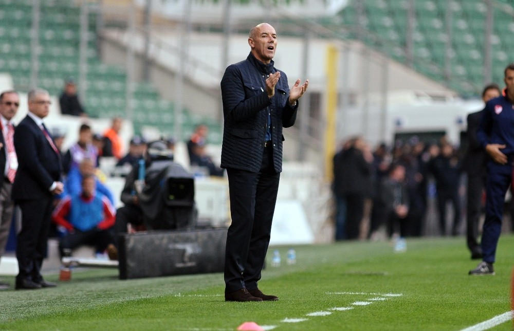 Le Guen: “Cenk, Gomis Ve Etooyu Kadromda Görmek İsterdim”