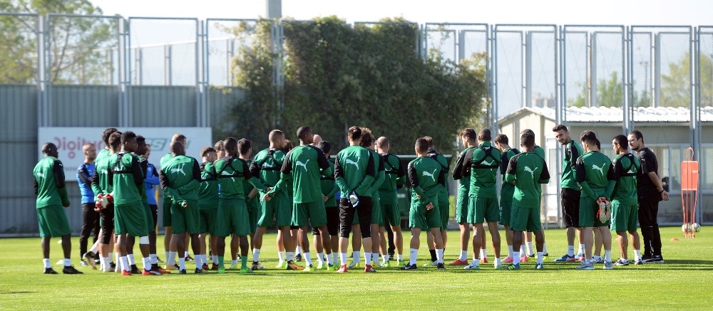 Le Guenden Fernandao Sorusuna Yanıt