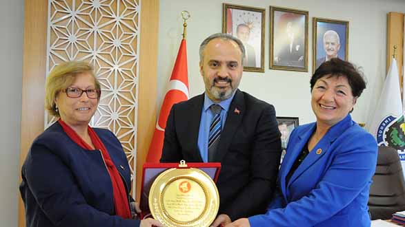 KADIN MUHTARLARDAN BAŞKAN AKTAŞ’A ZİYARET