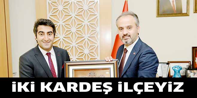 iKi KARDEŞ iLÇEYiZ