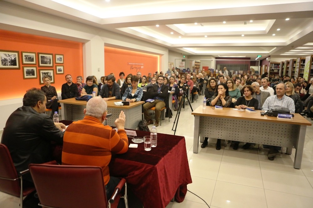 Mario Levi: “Dünyaya Tahammül Edebilmek İçin Yazıyorum“