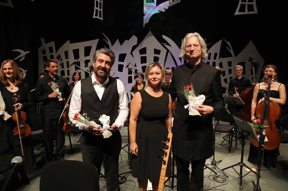 Nilüfer Şiir Festivaline Bestelenmiş Şiirlerle Veda