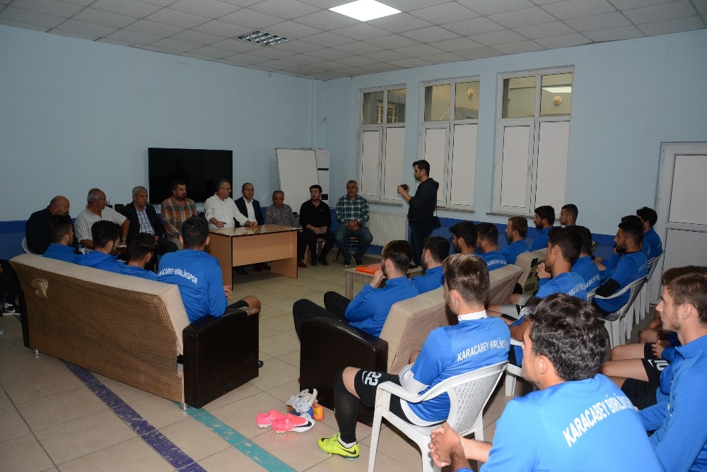 Özkandan Futbolculara Baklava Dopingi