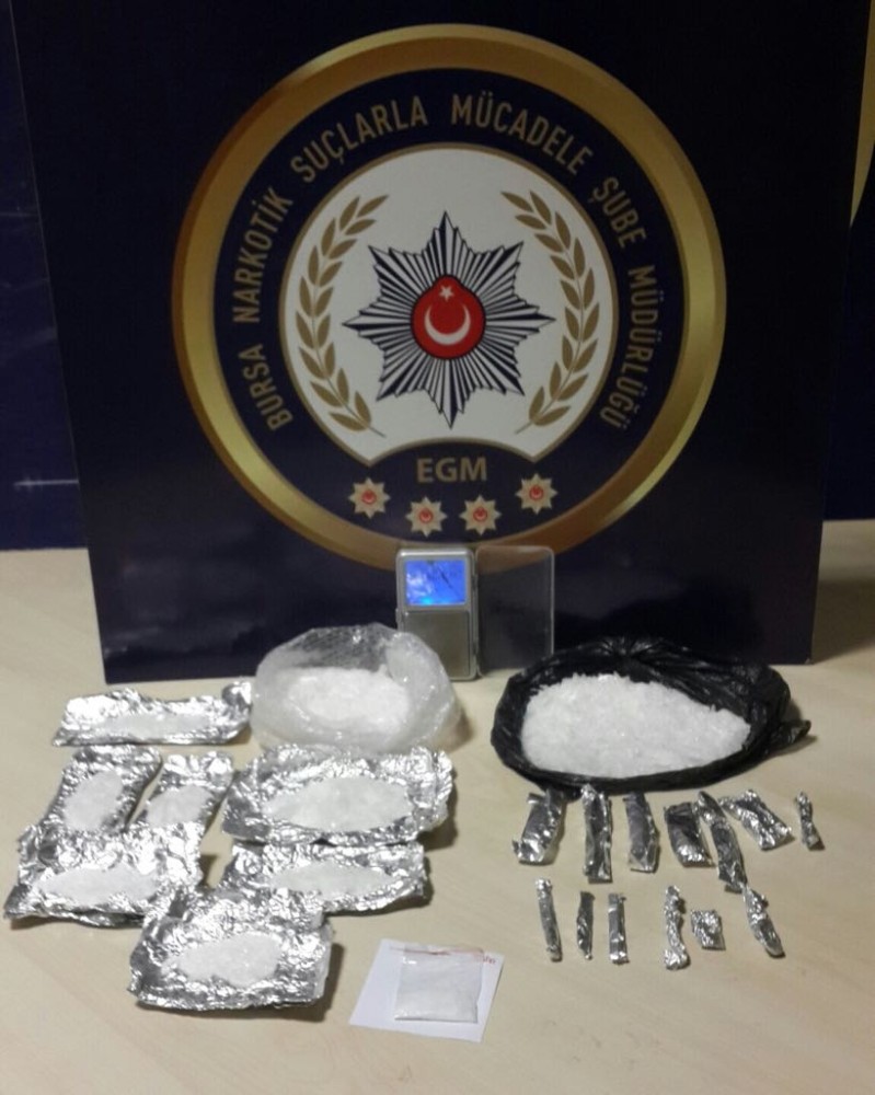 Şüphe Üzerine Durdurulan Araçtan 326 Gram Metamfetamin Çıktı