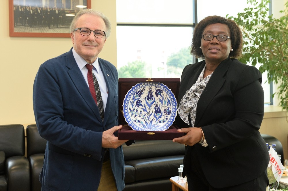 Tanzanyadan Bursalı Tekstilcilere Davet