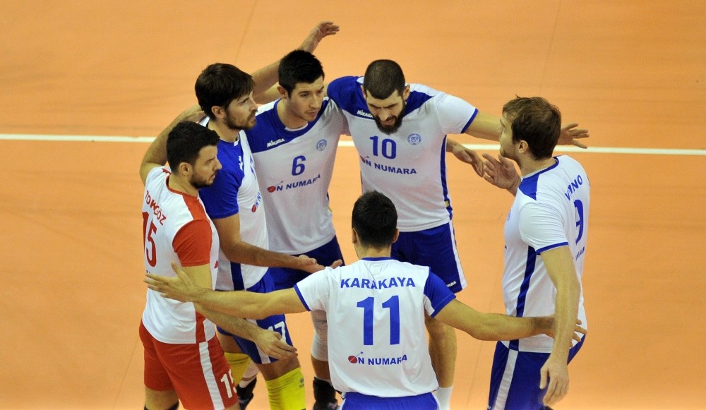 Voleybol Efeler Ligi: İnegöl Belediyespor: 1 – Maliye Piyango: 3