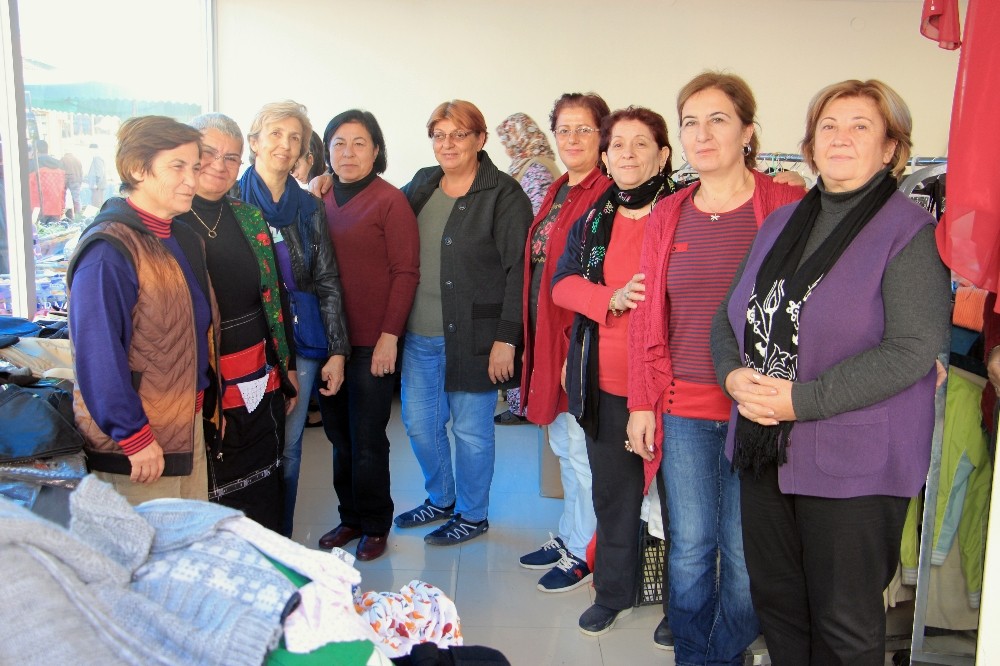 Yardımseverlerden Anlamlı Kermes