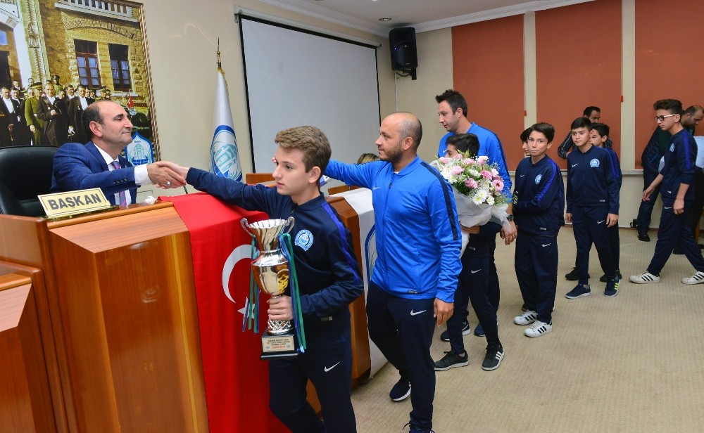 Yıldırımın Gururları Ödüllendirildi