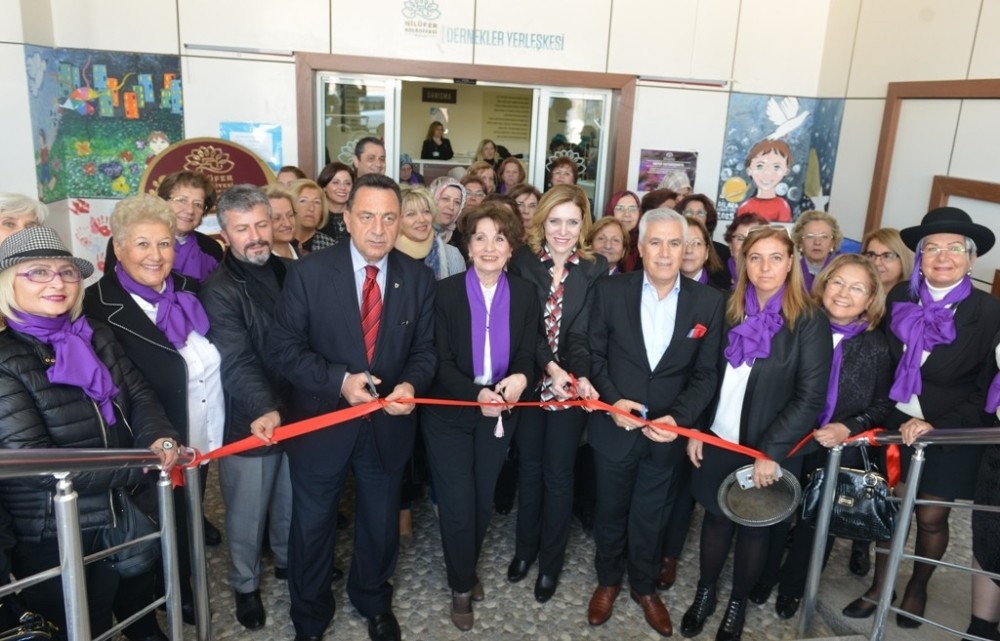 Bozbey: “Sadece Kadına Değil İnsana Olan Şiddet Önlenmeli”