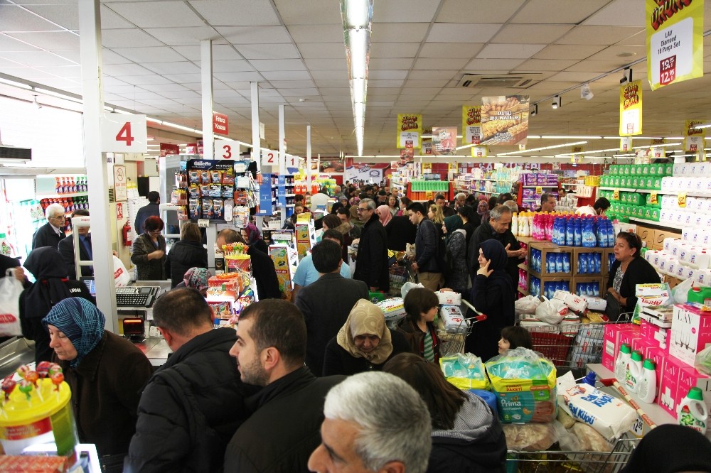 Bursada Alışveriş Çılgınlığı