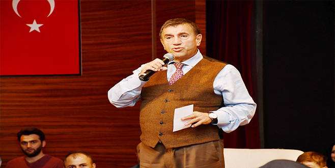 üSTüN DöKMEN iNEGöLLüLER iLE BULUŞTU