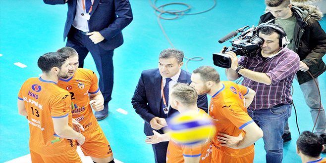 iYi OYUN iLE GüZEL BiR GALiBiYET ALDIK