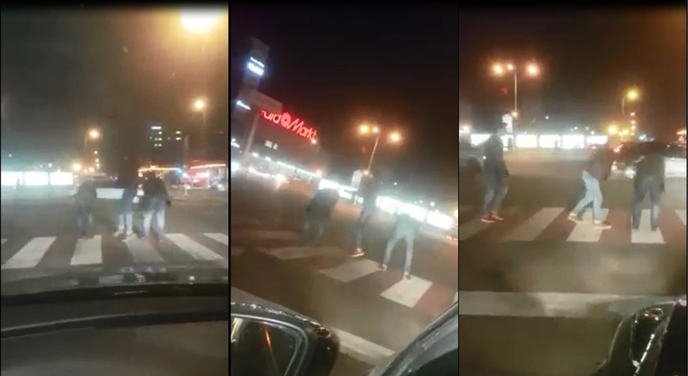 Kırmızı Işıkta Birdirbir Oynadılar