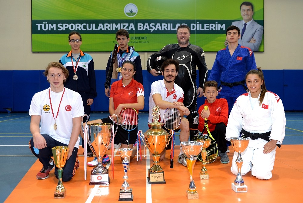 Milli Takımlara Osmangazi İmzası