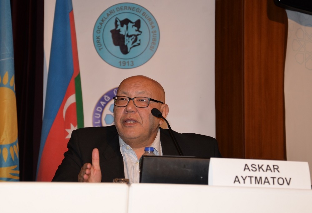 Oğlu Aytmatovu Anlattı