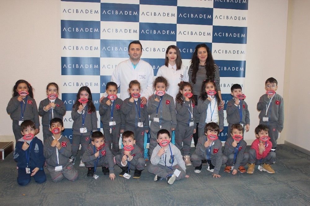 Öğrenciler Ağız Ve Diş Sağlığını Doktorlardan Öğrendi