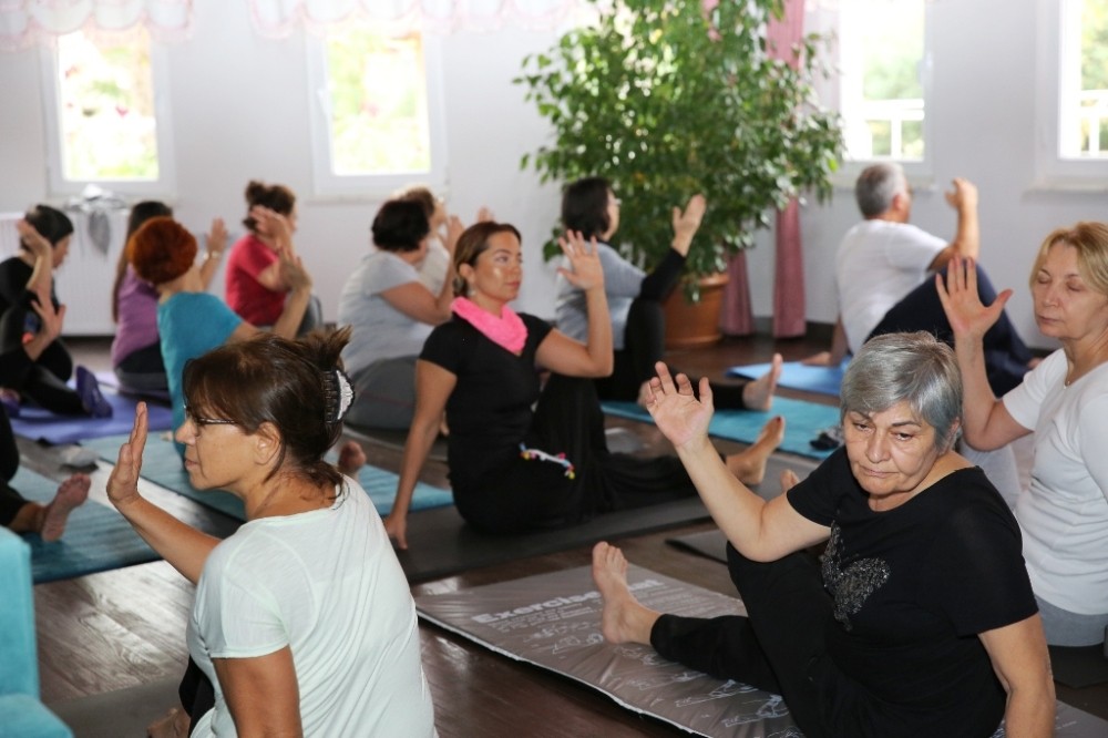 Olgun Gençlik Merkezi Kurslarına Büyük İlgi