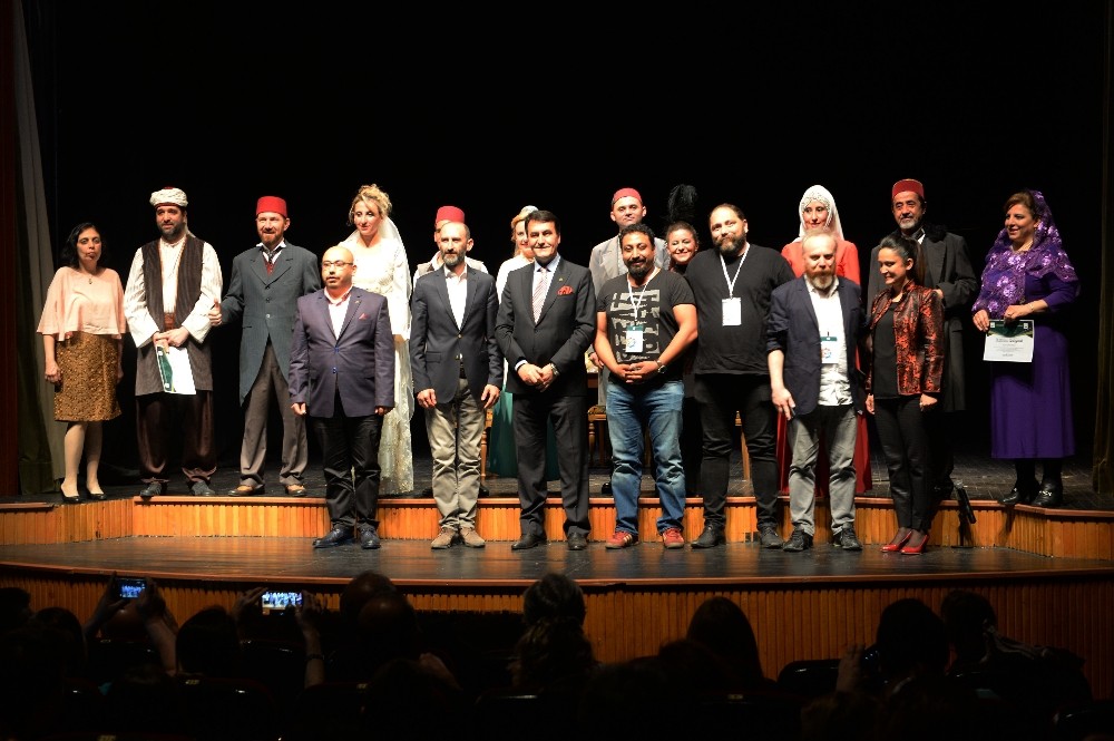 Osmangazi Tiyatro Festivaline Jüri Özel Ödülü