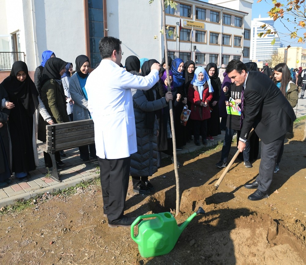 Osmangaziden Öğretmenler İçin Fidan