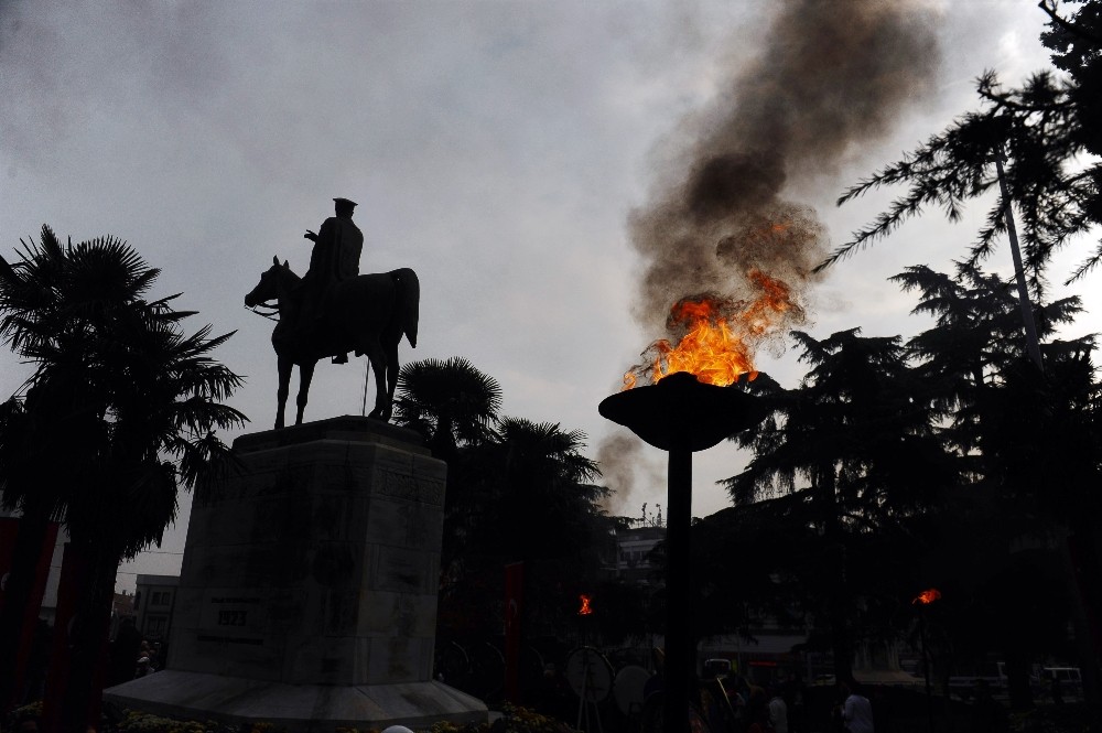 Saat 09.05Te Bursada Hayat Durdu