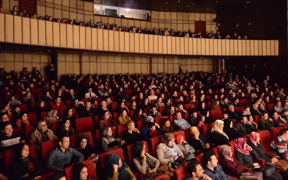 Şifa Niyetine Gösterisi Kapalı Gişe