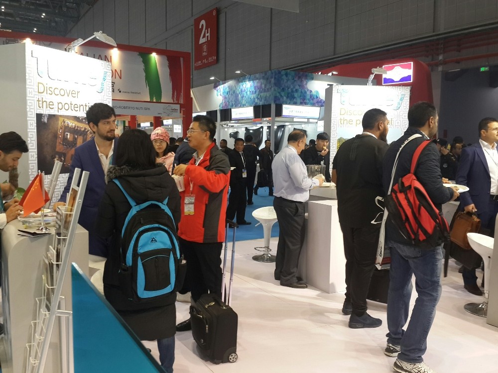 Türk Otomotiv Firmaları Çindeki 72 Milyar Dolarlık Pazarın Peşinde