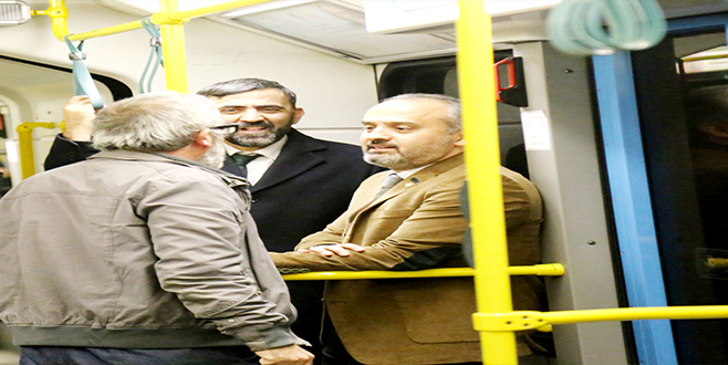 Aktaş metroda vatandaşları dinledi