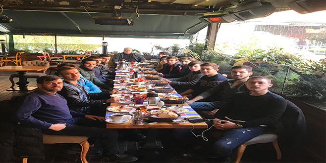 OSMANiYESPOR KAHVALTIDA BULUŞTU