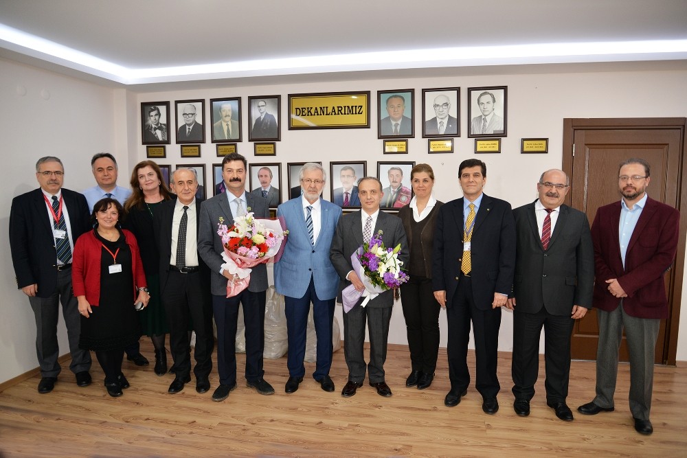 Uü Tıp Fakültesinde Nöbet Değişimi