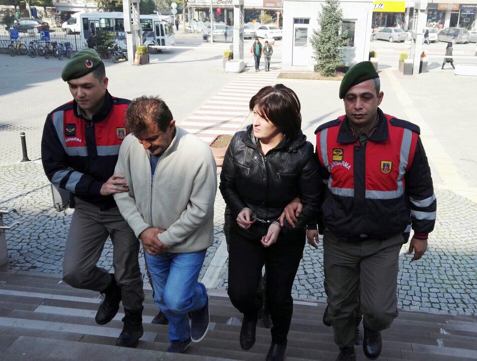 Yaşlı Adam Evlilik Tuzağına Düşmedi