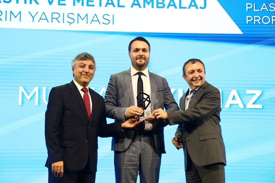 Zürafa Süt İçerse…