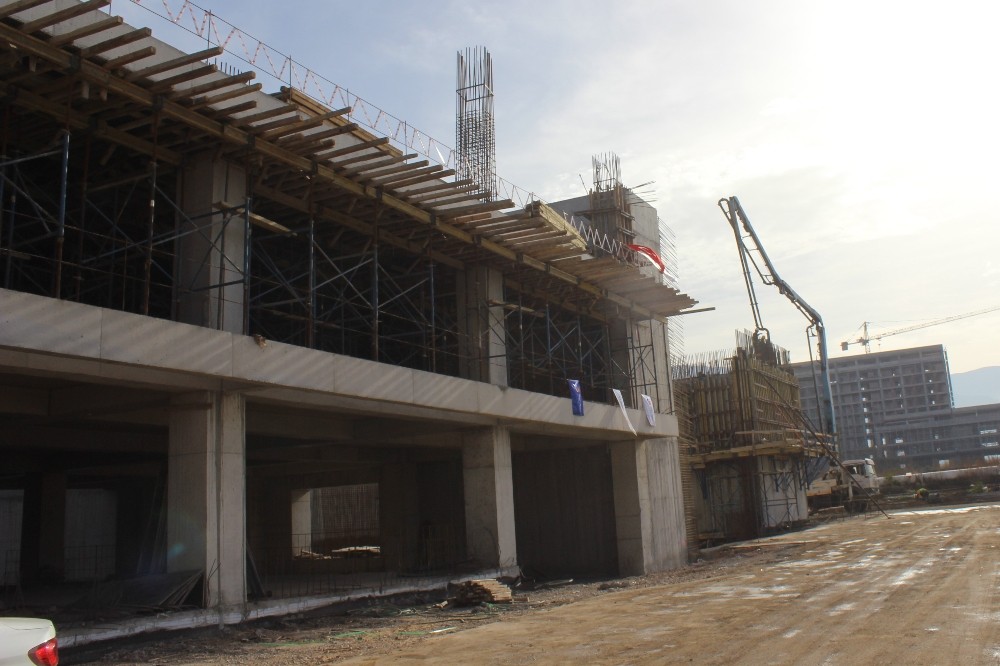 Bakan Özlüden Uzay Merkezine Övgü