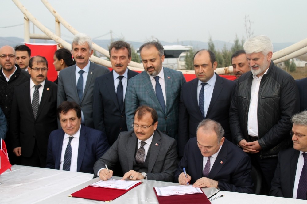 Başbakan Yardımcısı Hakan Çavuşoğlu: Yerli Otomobilde Bursanın Şansı Yüksek