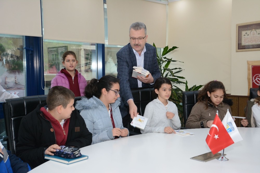 “Başkanımla Okuyorum” Projesi Sürüyor