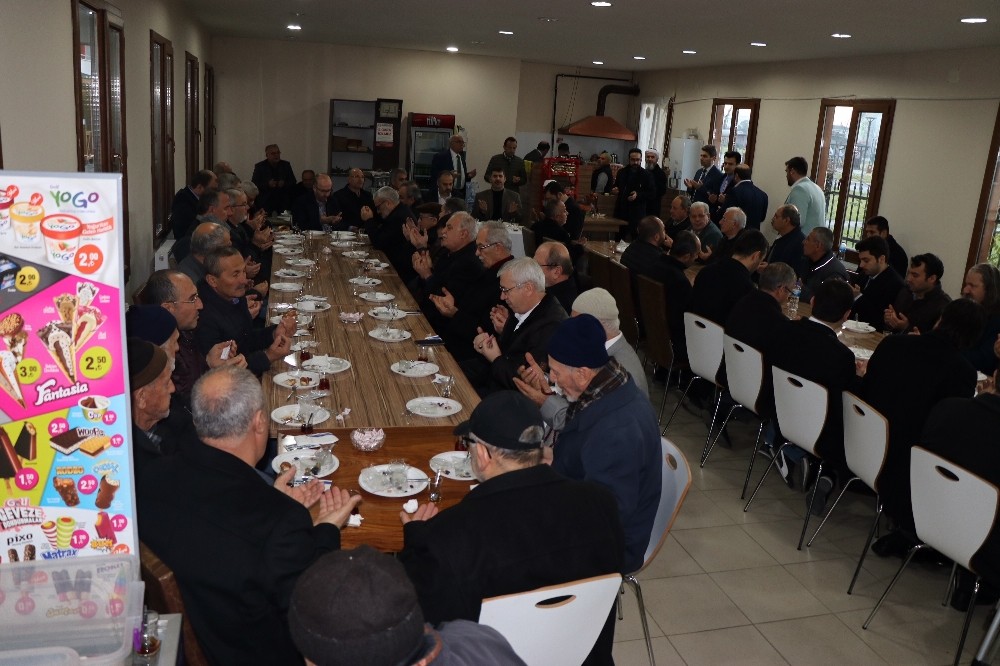 Bereket Sofrası Altınşehirde Kuruldu