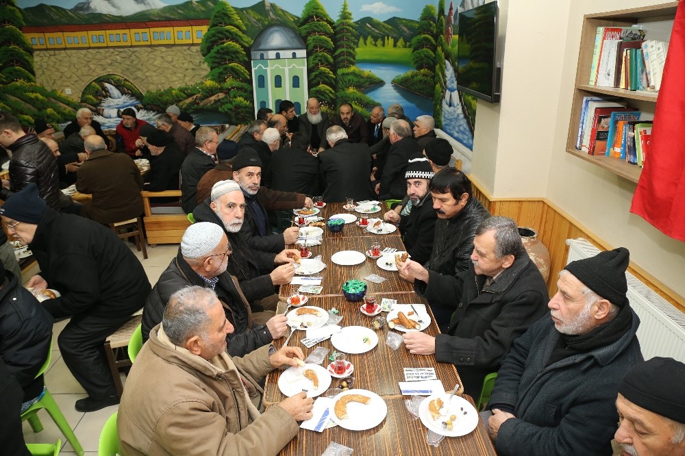 “Bereket Sofrası” Kaplıkayada Kuruldu