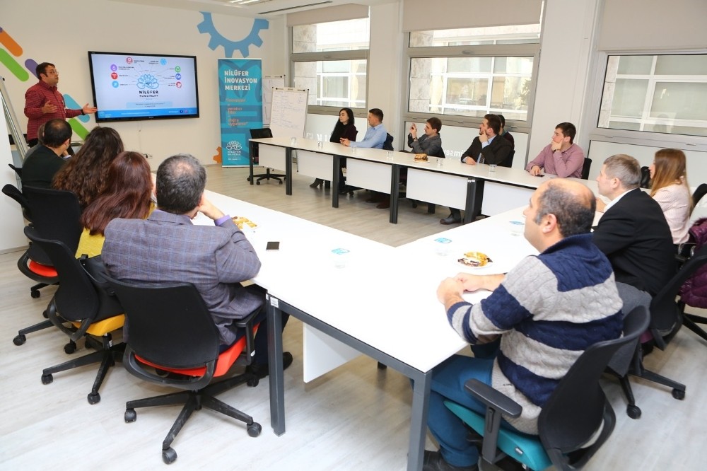 Bozbey: “Demokrasiyi Yerelden Güçlendiriyoruz”